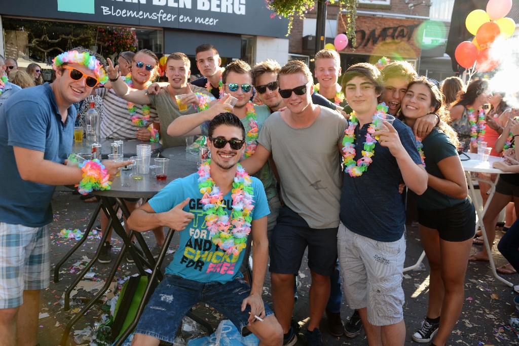 ../Images/Zomercarnaval Noordwijkerhout 2016 288.jpg